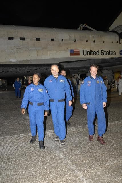 NASA image: KSC-06pd2884