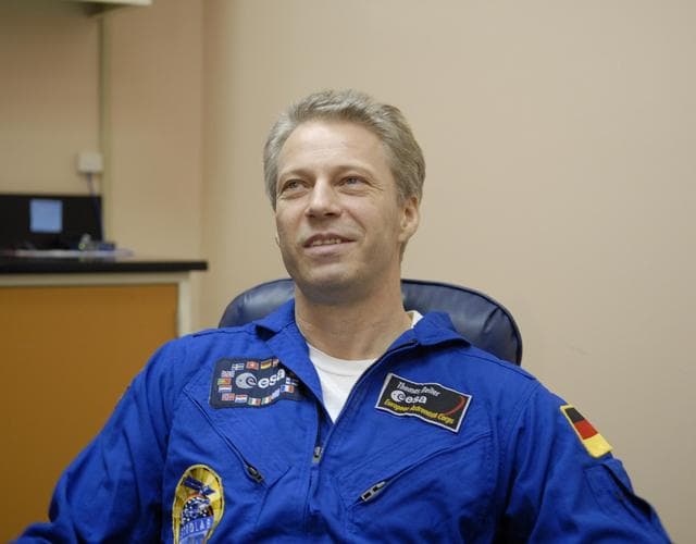 NASA image: KSC-06pd2885