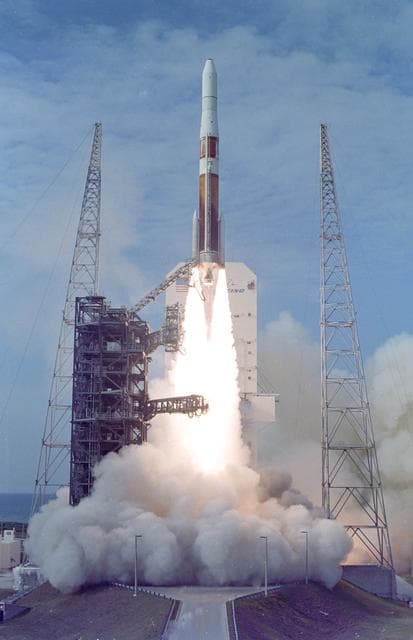 NASA image: KSC-06pp0948