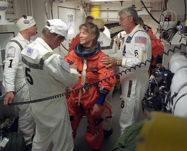 NASA image: KSC-06pp1480