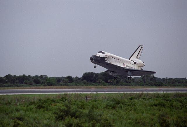 NASA image: KSC-06pp1616