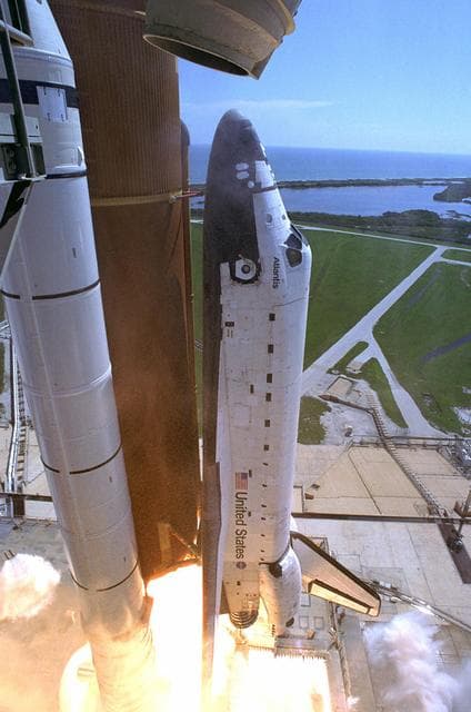 NASA image: KSC-06pp2147