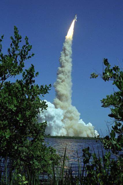 NASA image: KSC-06pp2148