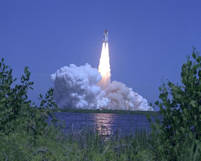 NASA image: KSC-06pp2158