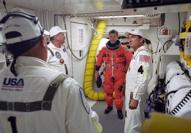 NASA image: KSC-06pp2161