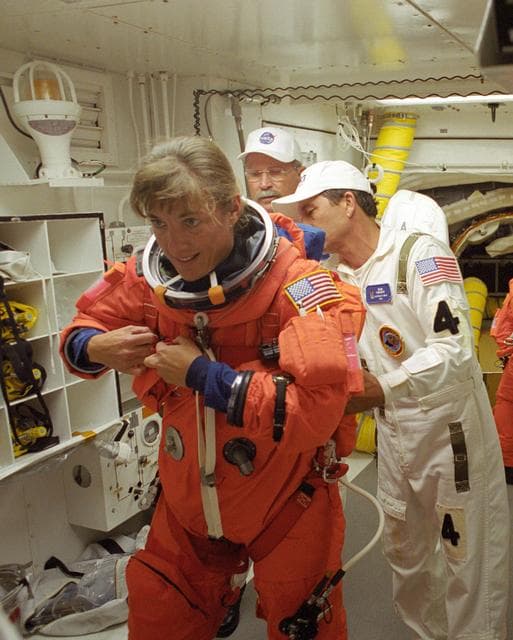 NASA image: KSC-06pp2162
