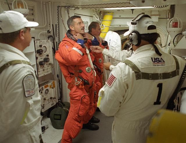 NASA image: KSC-06pp2164
