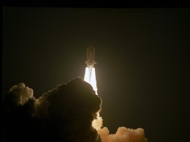 NASA image: KSC-06pp2754