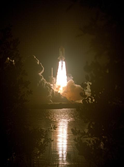 NASA image: KSC-06pp2756