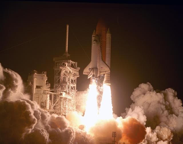 NASA image: KSC-06pp2761