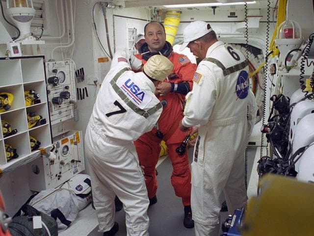 NASA image: KSC-06pp2772