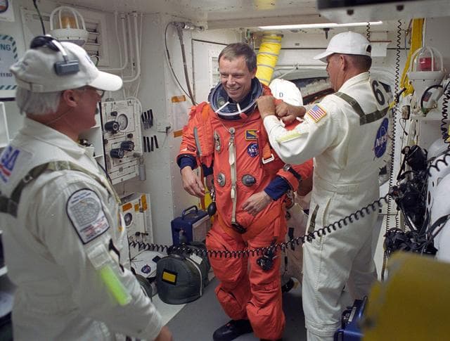 NASA image: KSC-06pp2777