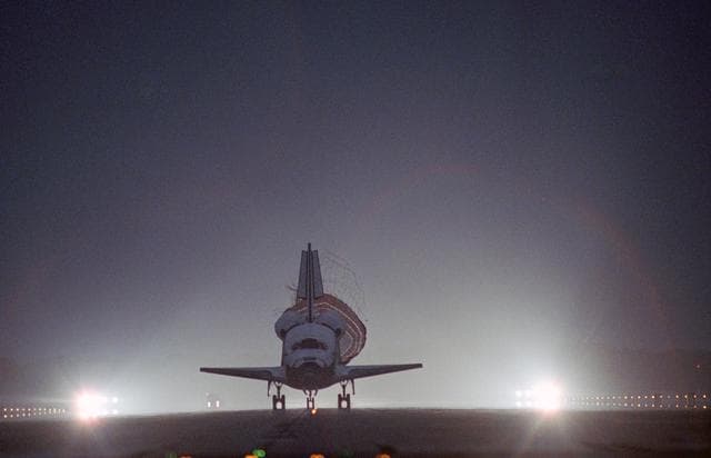 NASA image: KSC-06pp2895