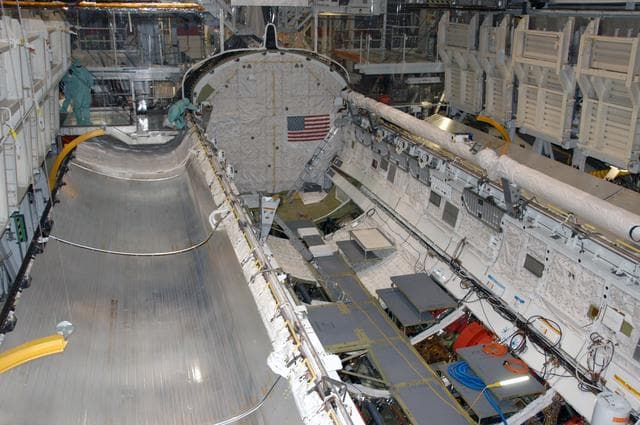 NASA image: Shuttle Bay doors opened in OPF