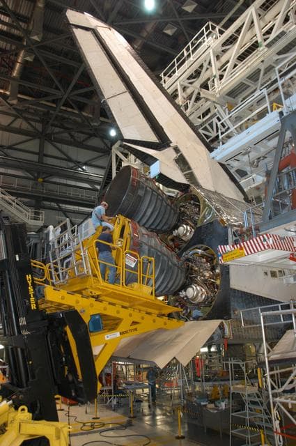 NASA image: Space Shuttle Main Engine 3 install in Endeavor