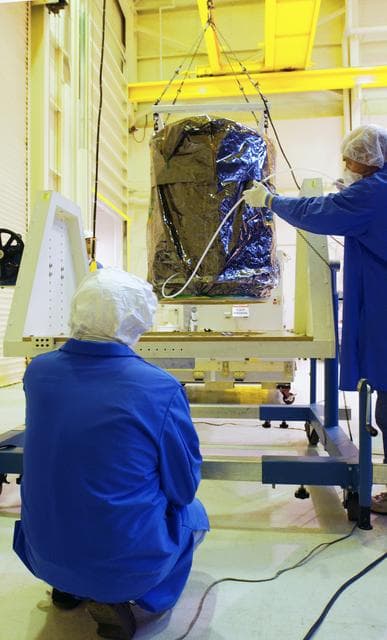 Orbital Sciences Pegasus XL AIM Processing