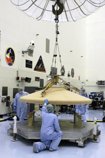 NASA image: Phoenix Mars Lander Spacecraft Processing