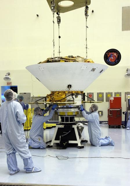 Phoenix Mars Lander Spacecraft Processing