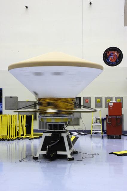 NASA image: Phoenix Mars Lander Spacecraft Heat Shield Installation