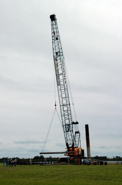 NASA image: Large Crawler Crane for new lightning protection system