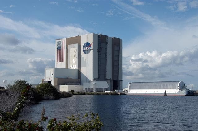 NASA image: KSC-07pd0005