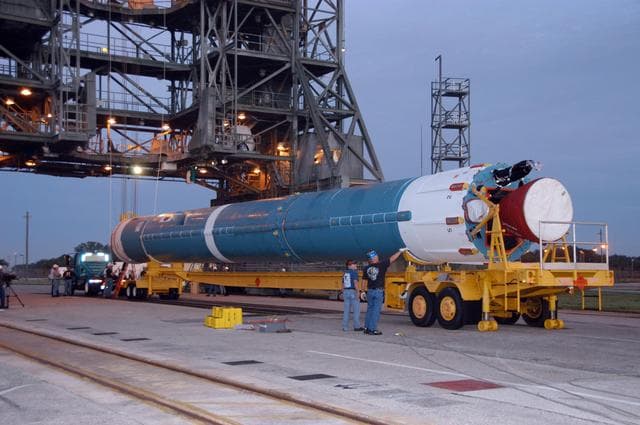 NASA image: KSC-07pd0024