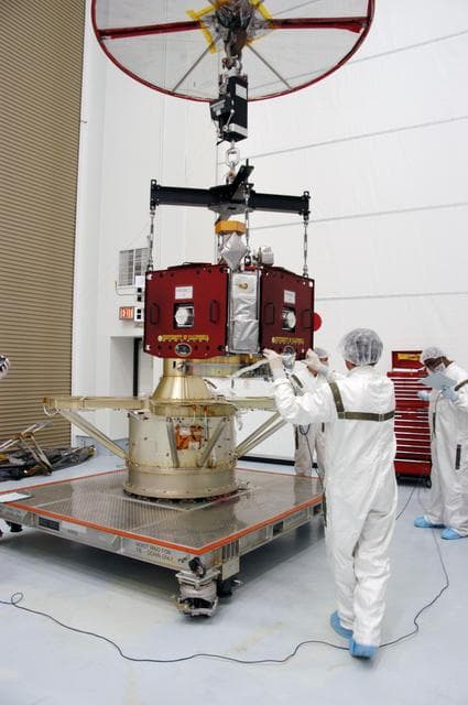 NASA image: KSC-07pd0054