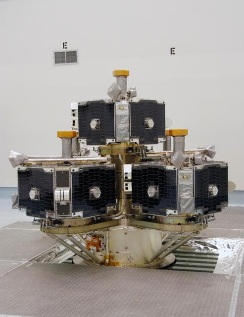 NASA image: KSC-07pd0074