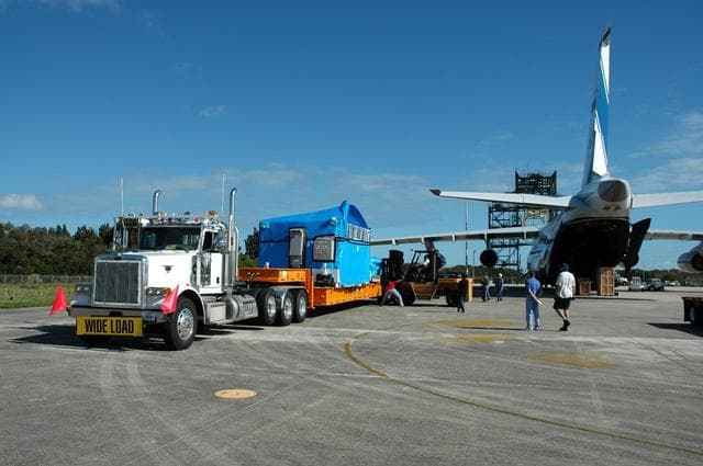 NASA image: KSC-07pd0092
