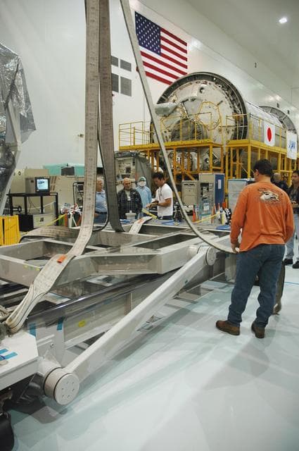 NASA image: KSC-07pd0106