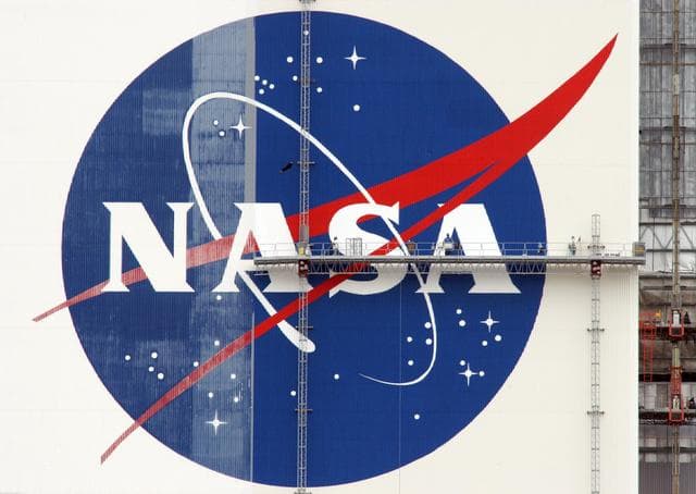 NASA image: KSC-07pd0116