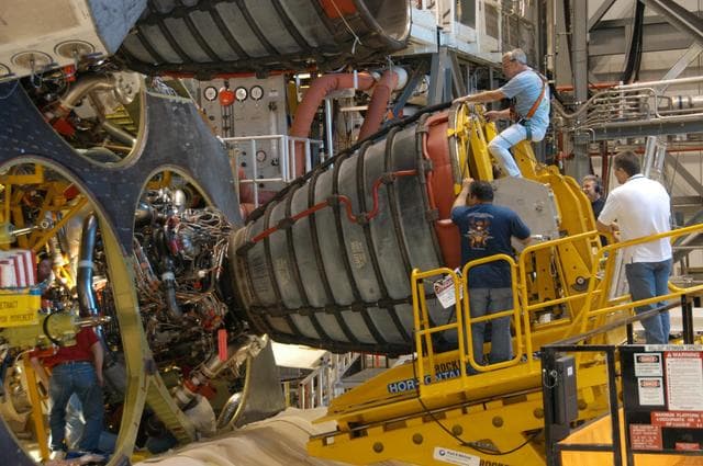 NASA image: KSC-07pd0135