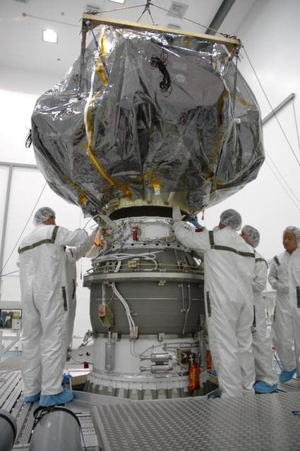 NASA image: KSC-07pd0190