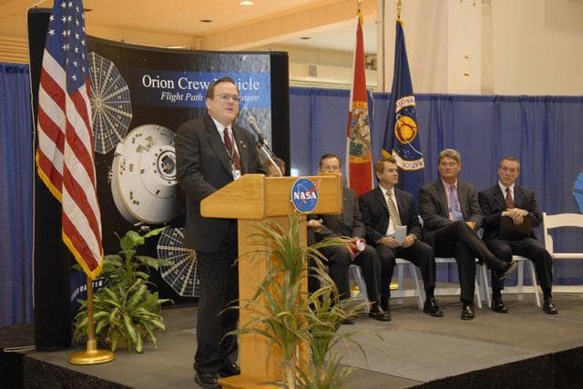 NASA image: KSC-07pd0197