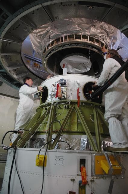 NASA image: KSC-07pd0249