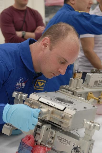 NASA image: KSC-07pd0299