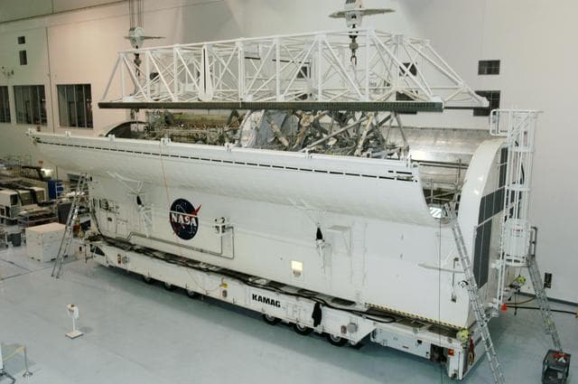 NASA image: KSC-07pd0318