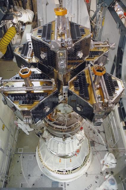 NASA image: KSC-07pd0338