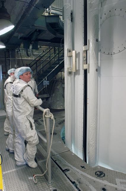 NASA image: KSC-07pd0345