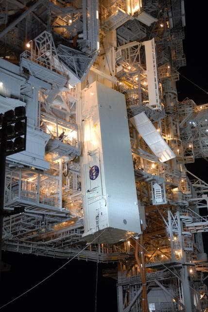 NASA image: KSC-07pd0351