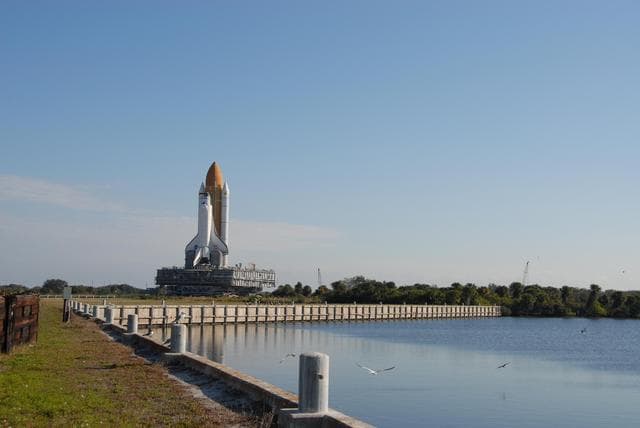 NASA image: KSC-07pd0390