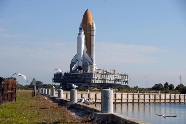 NASA image: KSC-07pd0393