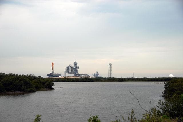 NASA image: KSC-07pd0402