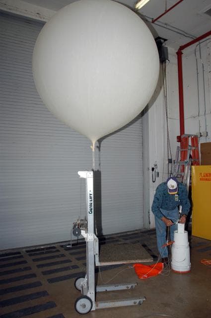 NASA image: KSC-07pd0421