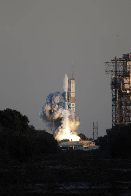 NASA image: KSC-07pd0430