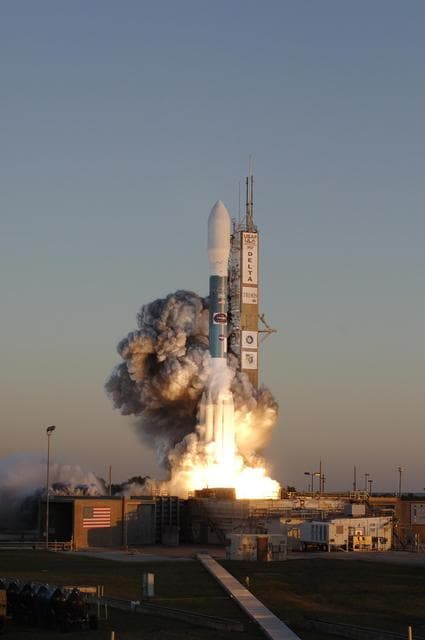 NASA image: KSC-07pd0440