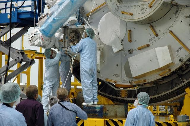 NASA image: KSC-07pd0453