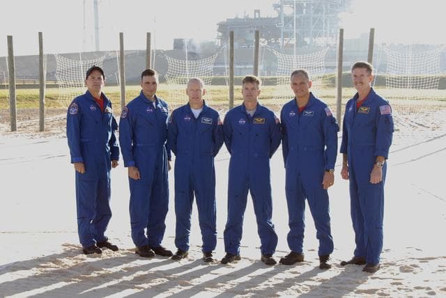 NASA image: KSC-07pd0483