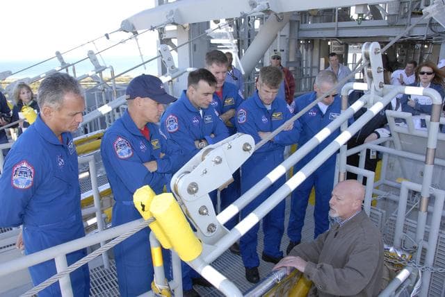 NASA image: KSC-07pd0489