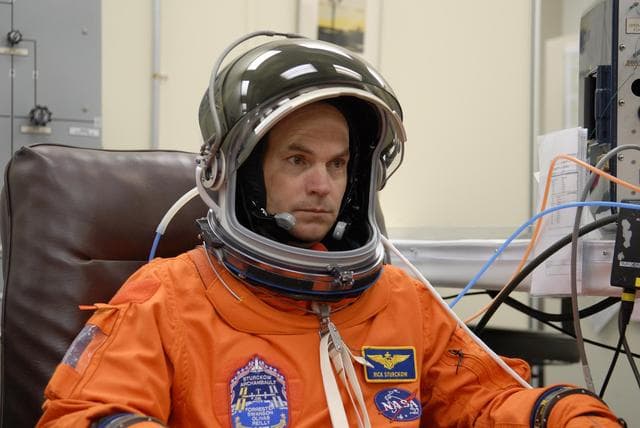 NASA image: KSC-07pd0517